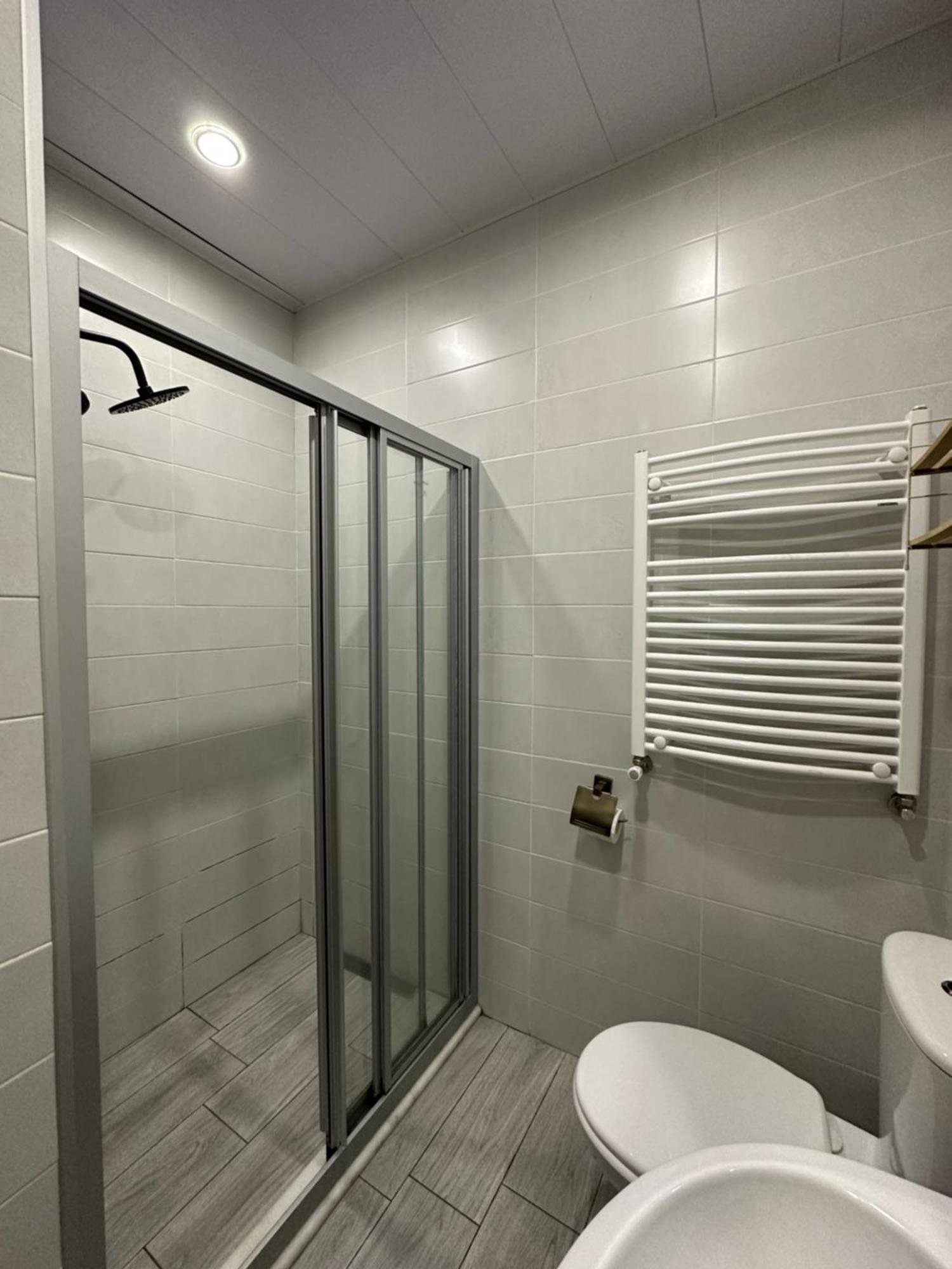 Hotel Ticiani 13 쿠타이시 객실 사진